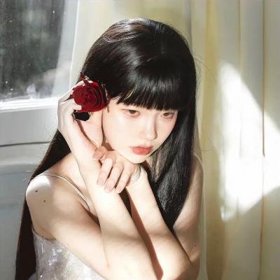 女孩不微笑